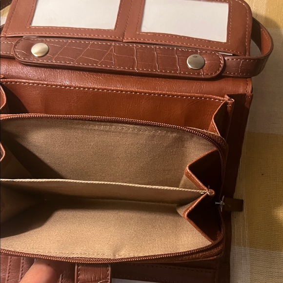 Coldwater Creek Brown and Tan Crossbody Bag - Picture 4 of 10